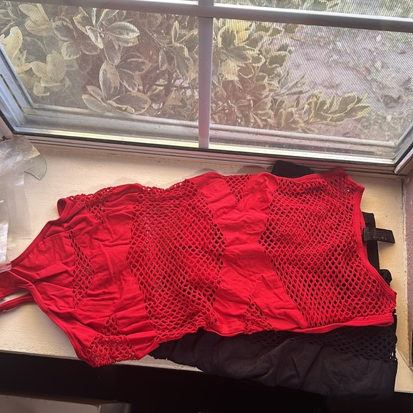 2 for 1 body suits - Picture 2 of 4